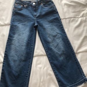 levis cropped wide leg jeans!